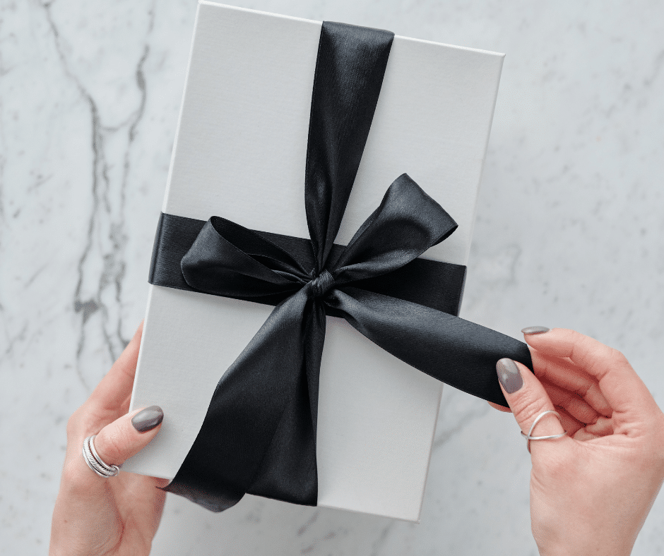 What to Give for a Funeral Gift: Thoughtful Sympathy Gift Ideas Memorial gift