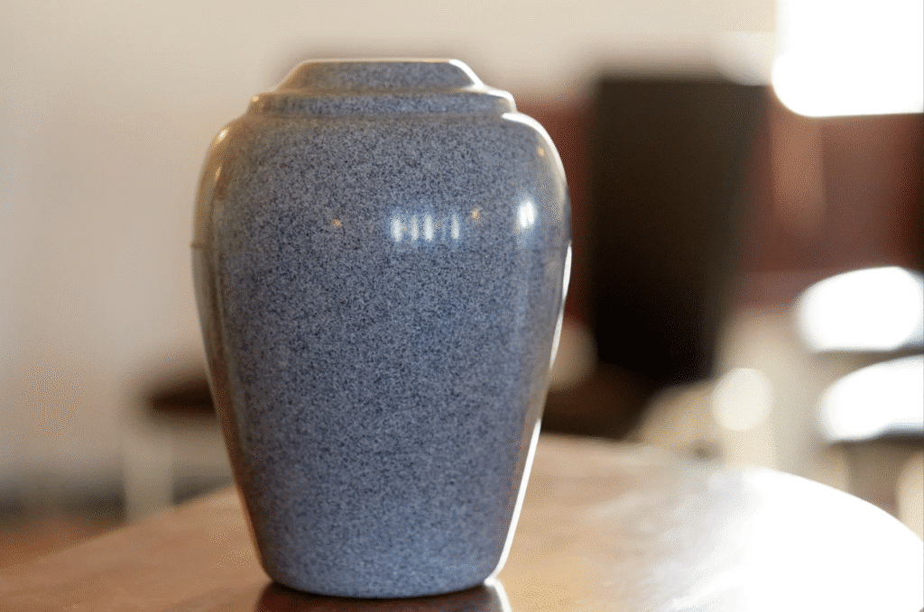 Urns